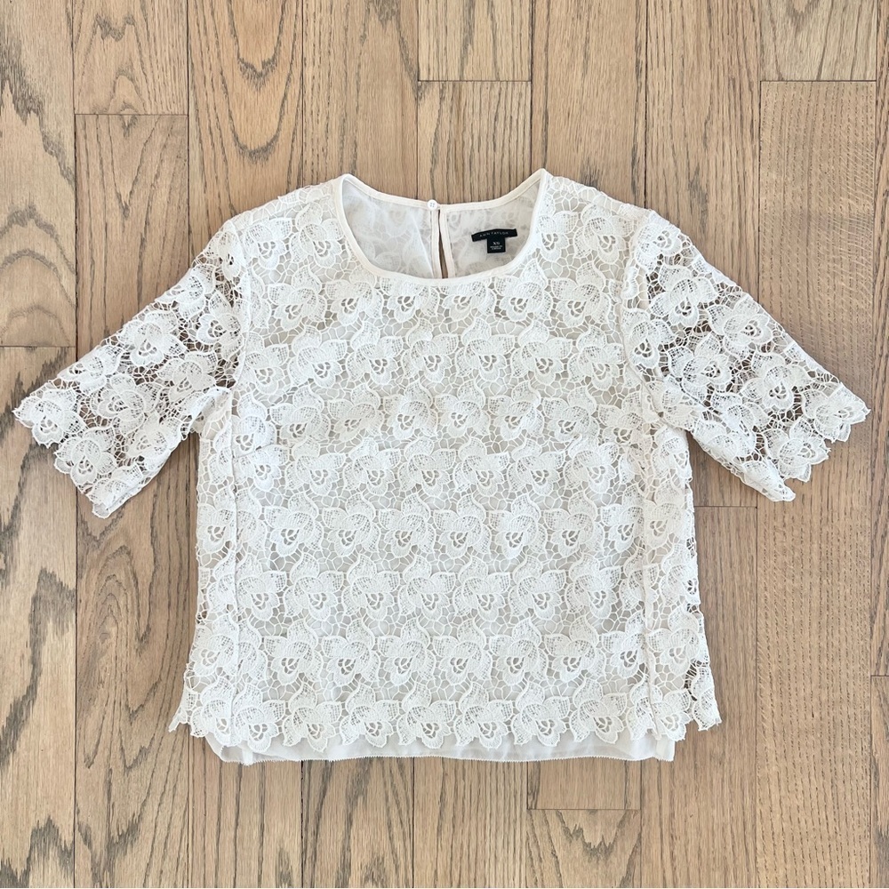 Ann Taylor Women’s Ivory Lace Crop Top Size X-Small